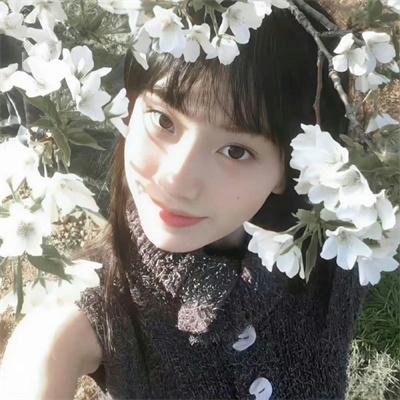 秋想和春一起吃饭 缩略图