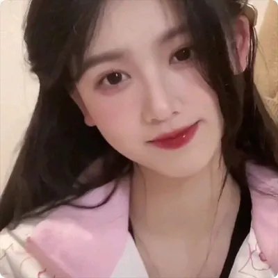 爱疯三次元 海报